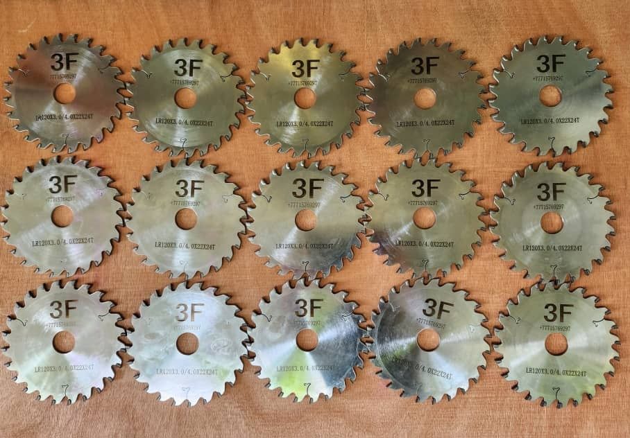 АЛМАЗНЫЕ пилы для Форматно раскроечный станок. ПИЛЫ