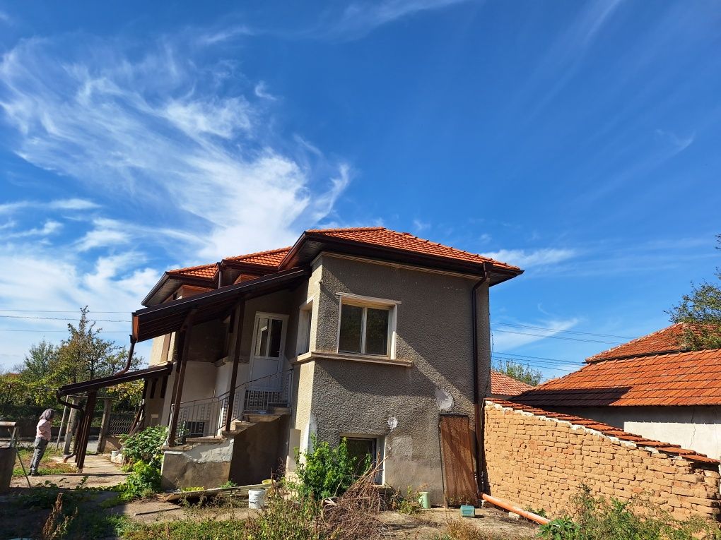 Продава се Къща в с. Николово, Област Монтана - 124 кв.м за 589 €/кв.м - Снимка #3