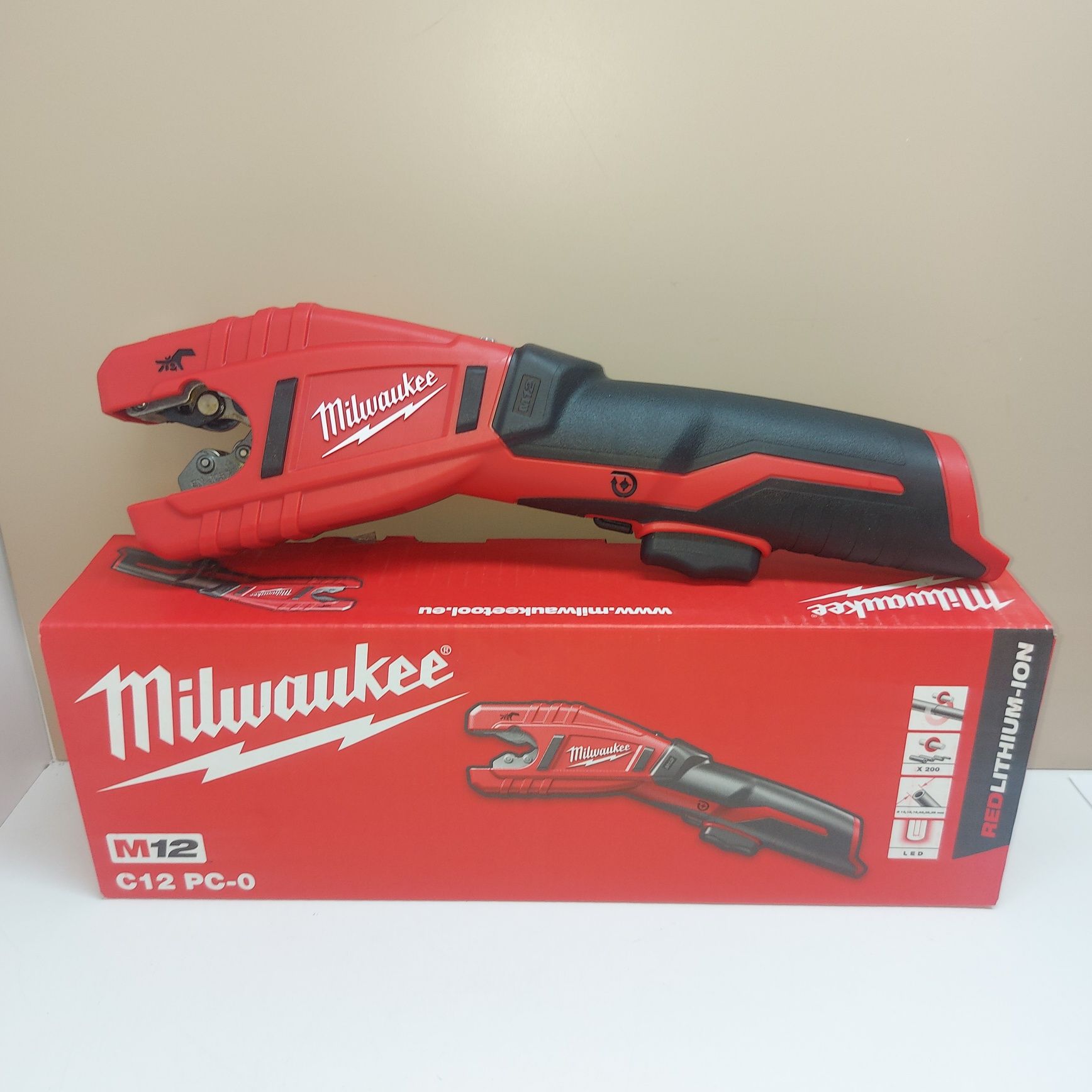 Акумулаторна резачка за медни тръби Milwaukee C12 PC-0