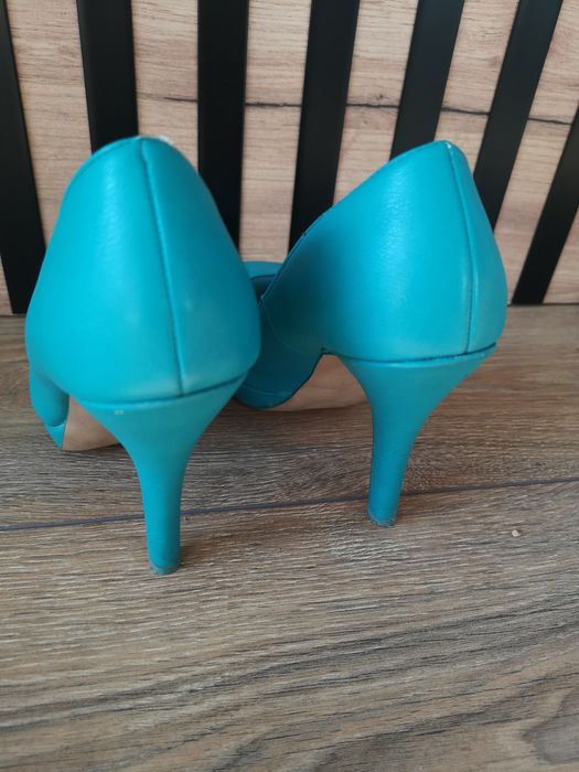 Дамски обувки номер 36