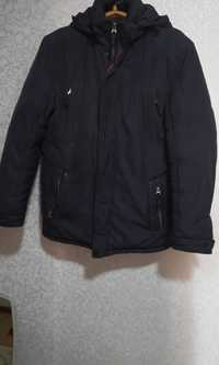 Куртка мужская синего цвета . Размер 52-54