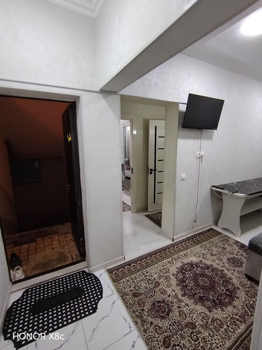 Озимни уйим Чилонзор 12-квартал орр Фарход бозор 3х5х килинган  6-этаж