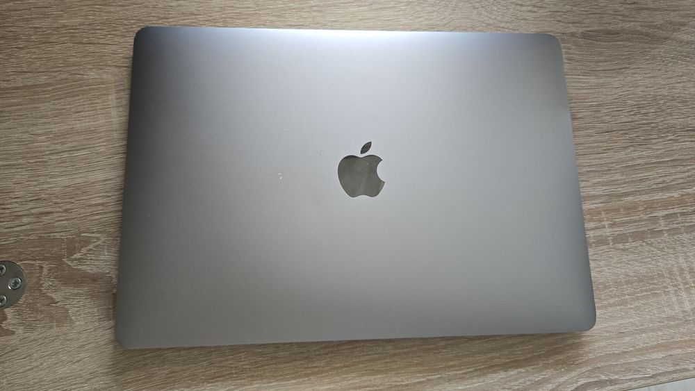 Macbook air 2019г.