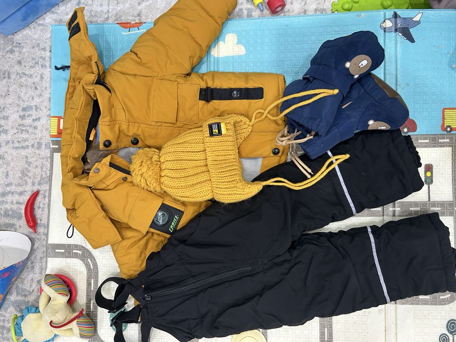 Зимний комбинезон для мальчика