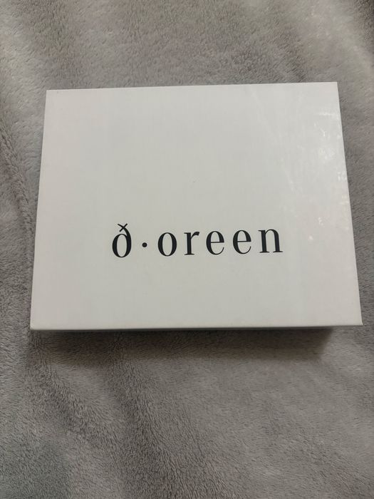 Аксесоар от естествена кожа d.oreen