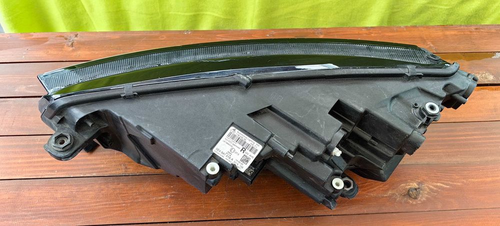 Фар за Skoda Octavia 4 Full LED / Шкода Октавия 4