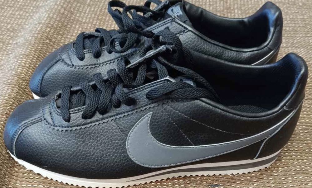 Маратонки Nike , Puma,  Asics