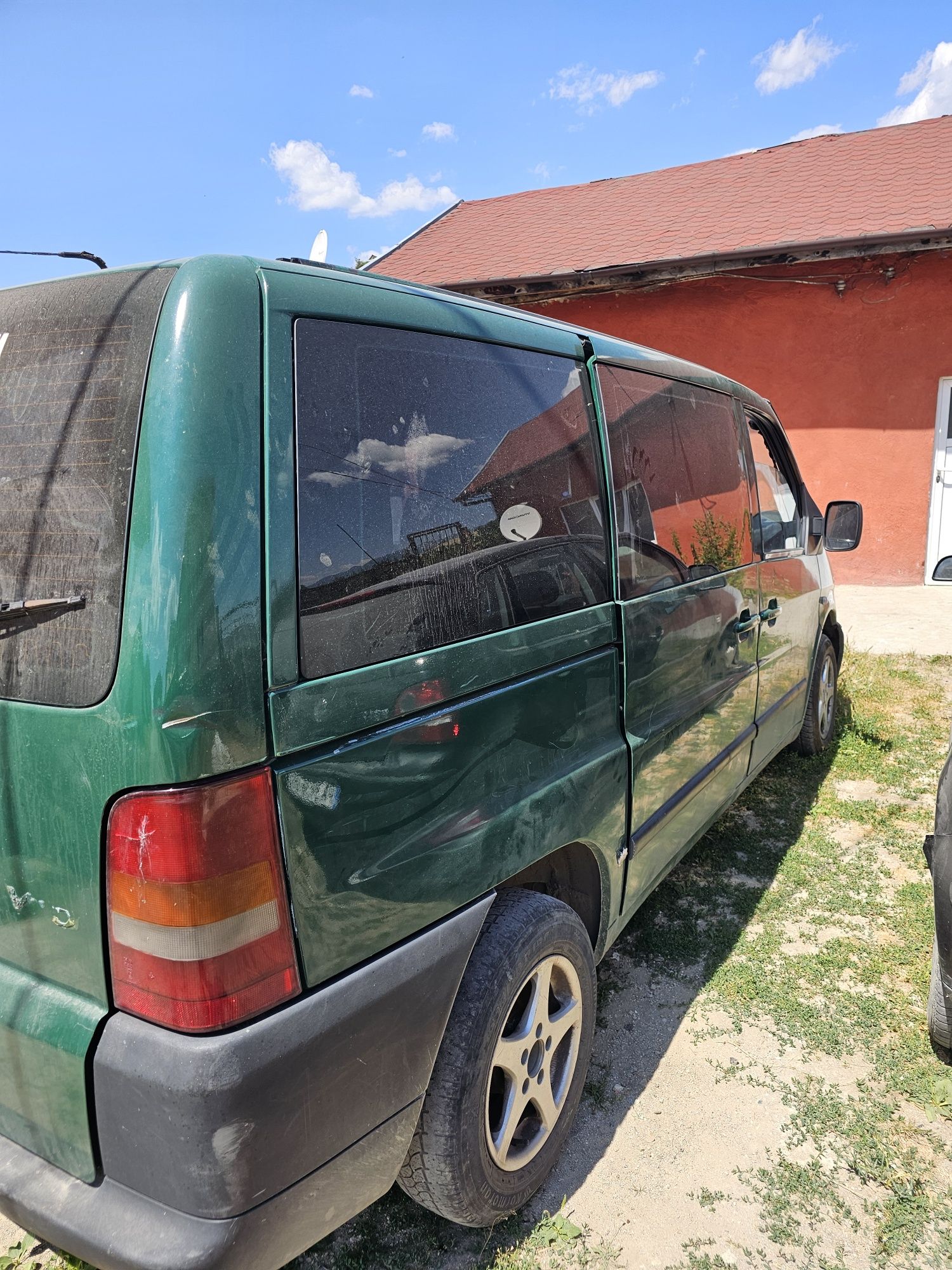 Продавам бусче вито