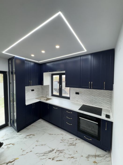 Mobila de bucatarie pe comanda.