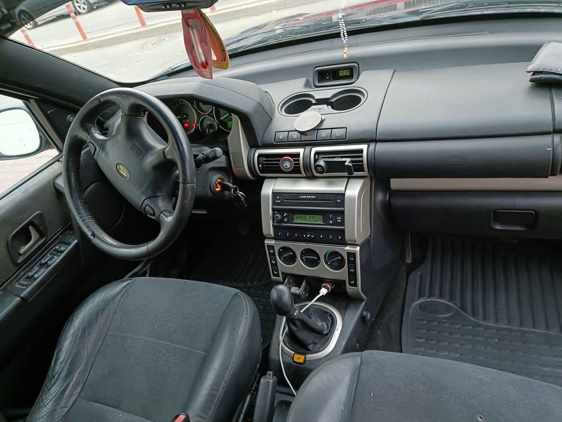 Vând Freelander TD4 Facelift