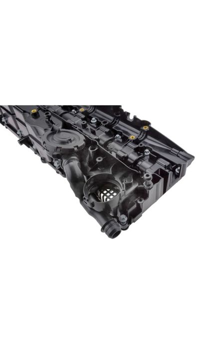 Капак клапани за BMW f10 f11 двигател n 57 три литра дизел