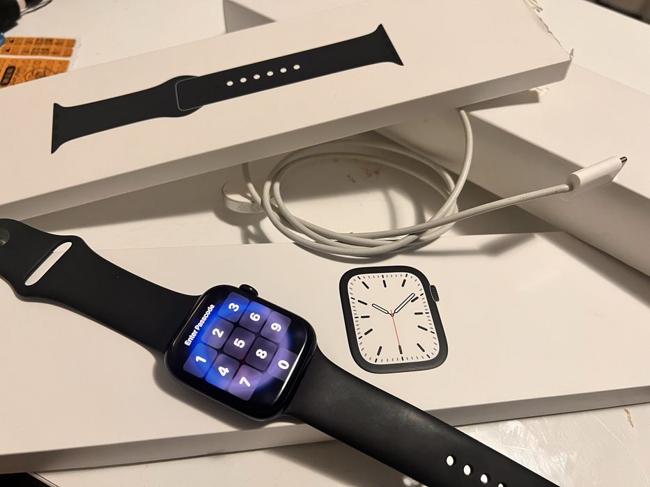 Vand Apple watch 7 44 mm GPS
