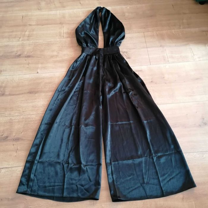 Salopeta luna de ocazie, satin premium, spate gol, marime XS