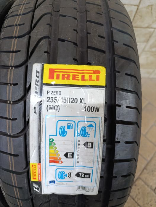 Летни гуми Pirelli 235/45/20 P zero MO