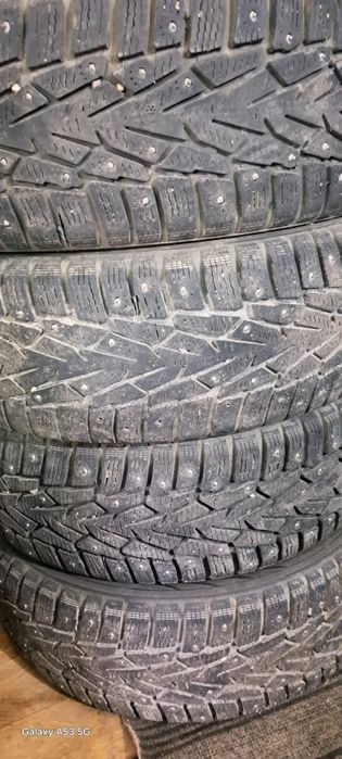 Продам шины зимние 14 и 13,15,16 шипы