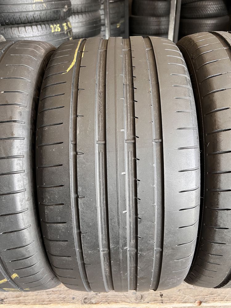4 anvelope vara 255/35/18 + 225/40/18 , Dunlop !