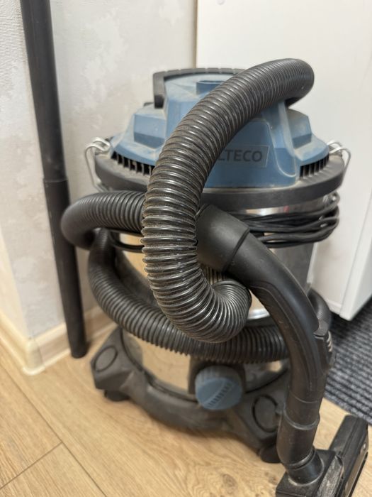 Продам пылесос строительный