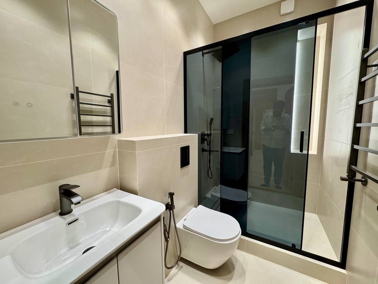 Dream House Продается 2 комнатная квартира ремонт Глинка Яккасарай