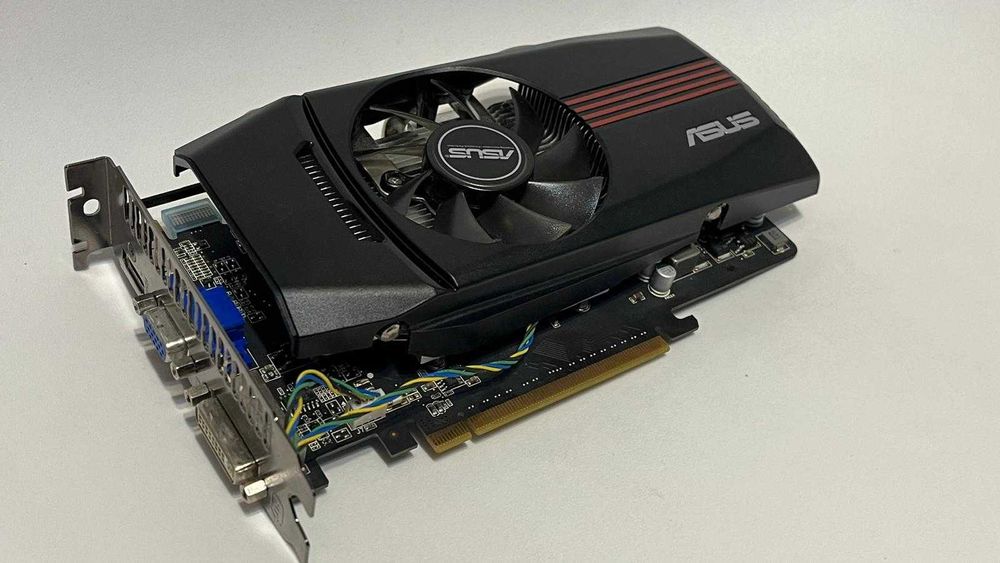 Asus GTX 550 TI 1GB GDDR5