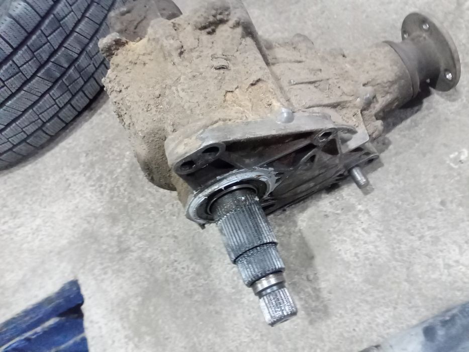 Раздатка Санта фе 1  Квадро 2.7 2003 года