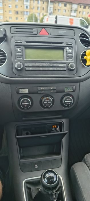 Vând Volkswagen golf 5 plus