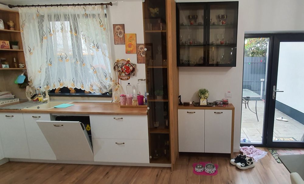 Vând vilă (casă) modernă 2023 Str Arcasilor utilată , mobilată premium