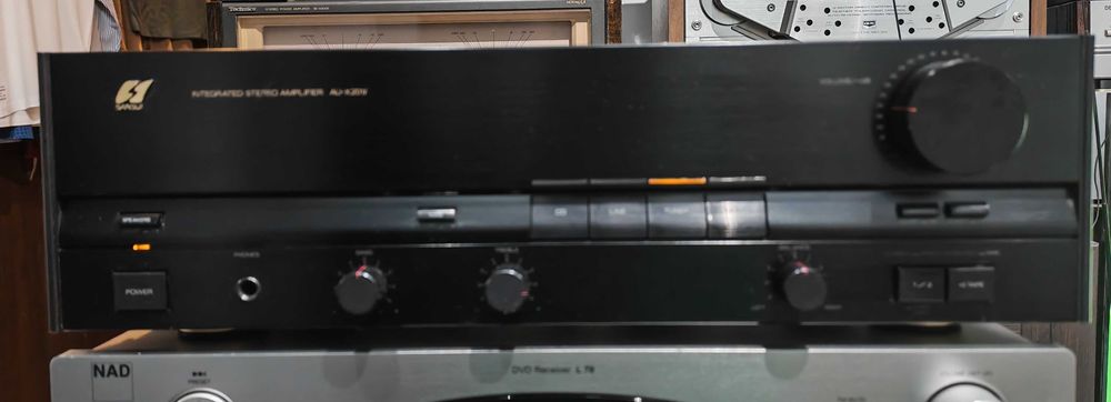 Amplificator Sansui AU - X201i sunet deosebit de bun