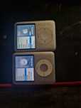 Doua ipod nano 3 de 4gb