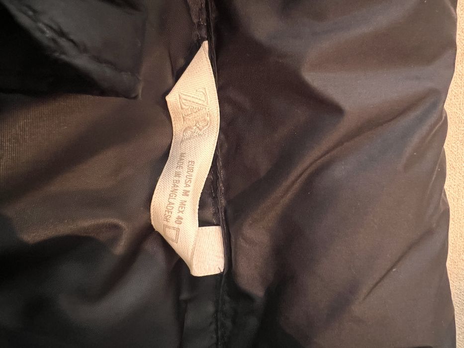 Мъжки черен елек от Зара размер М