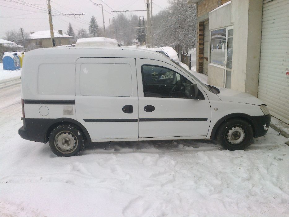 Opel Combo 1.3 16V CDTI на части