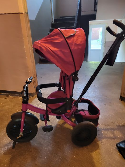 Tricicleta pentru copii