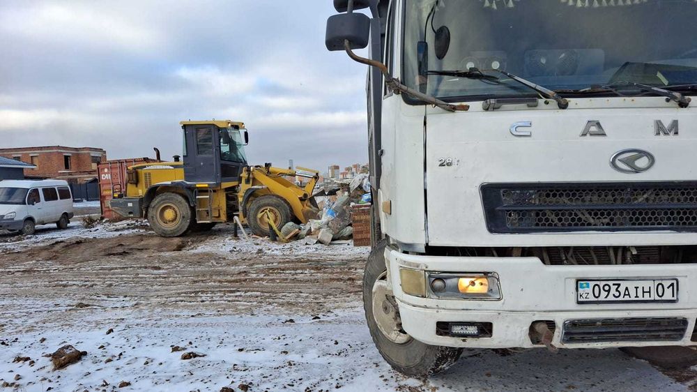 Вывоз снега мусора услуга самосвала