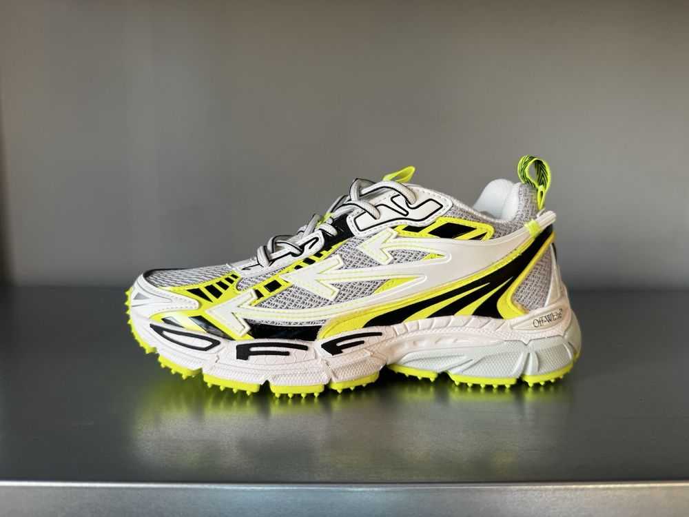 OFF WHITE / различни модели