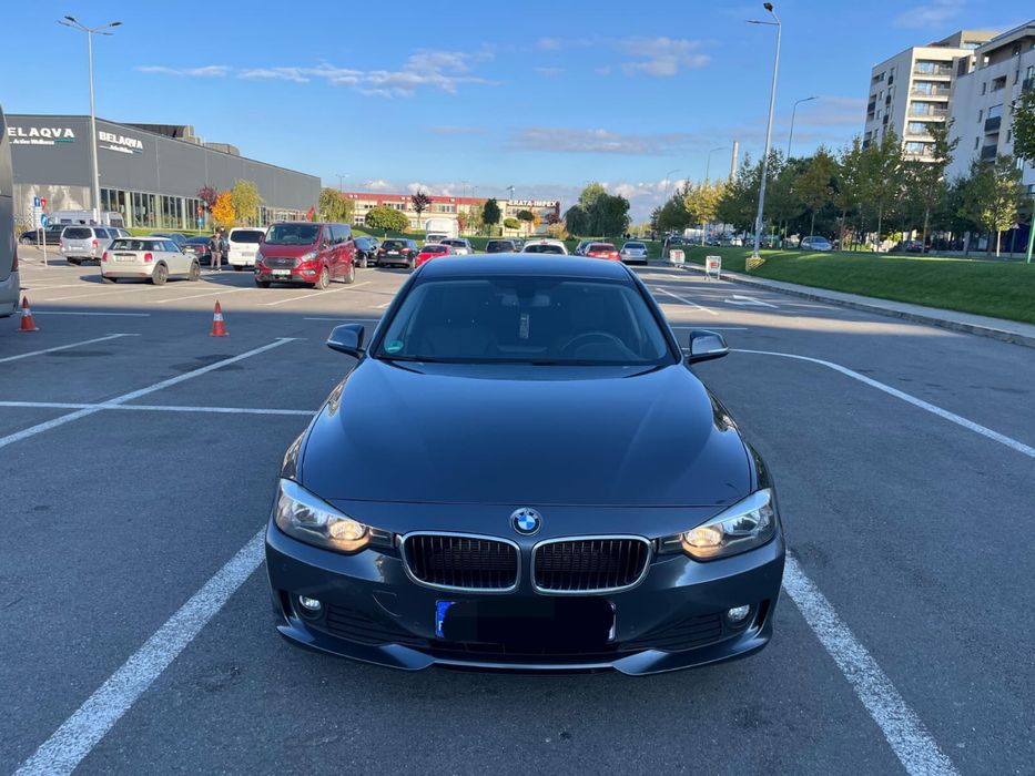 BMW Seria 3 F30 318d 2013