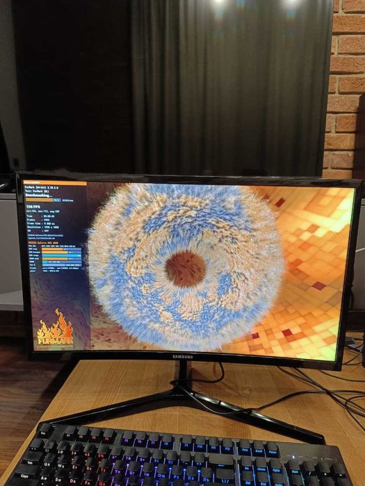 Продам монитор Samsung 24" LC24RG50F