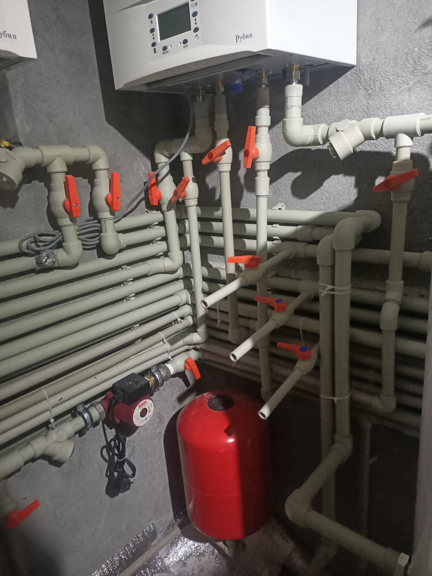 Монтаж систем отопления, водопровода, сантехники