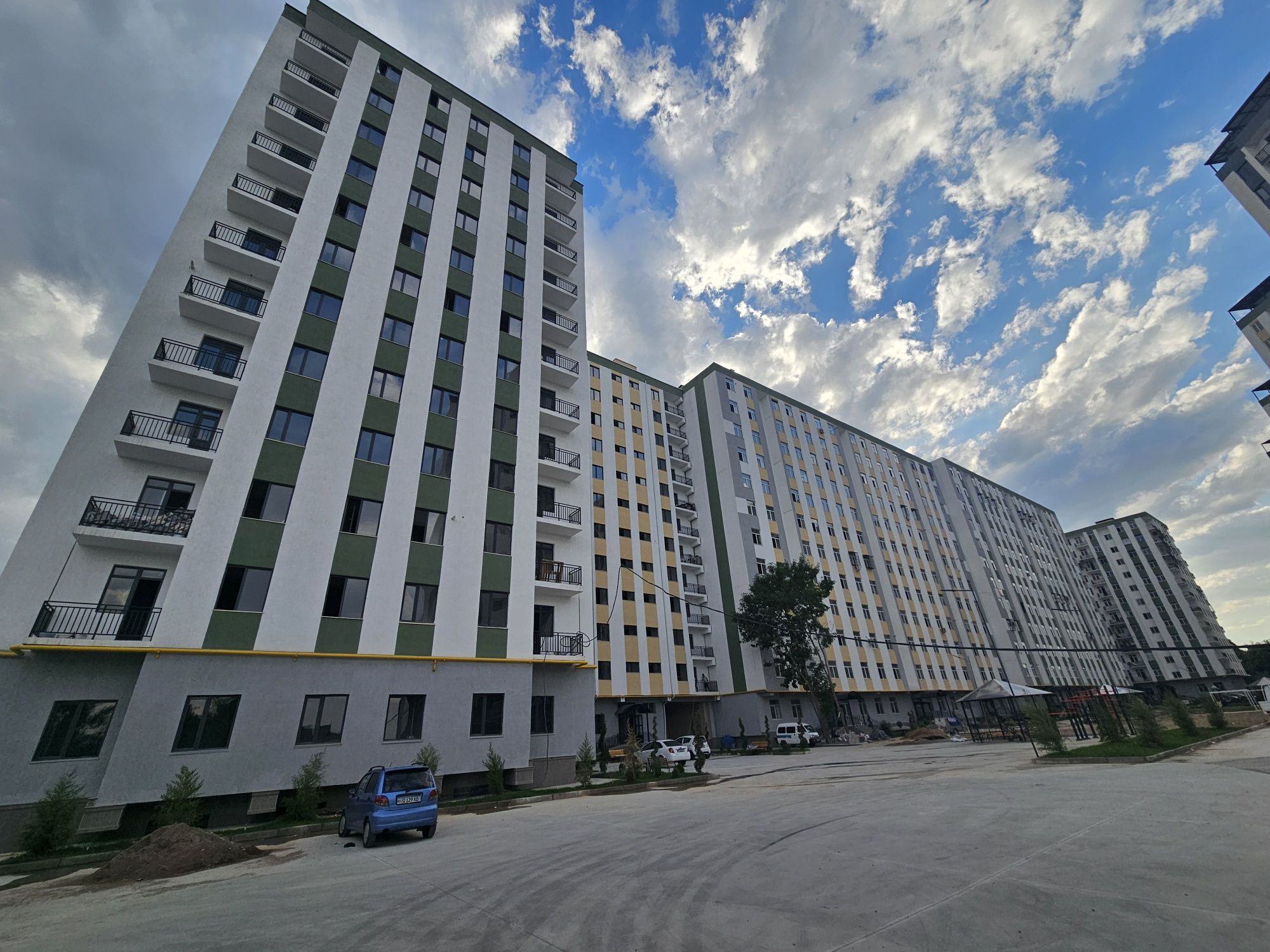 Продаётся квартира метро Чоштепа 1-бекат