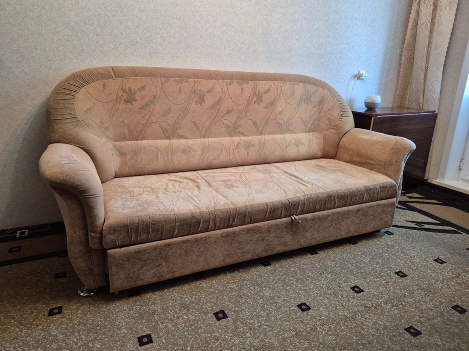 СРОЧНО продам диван