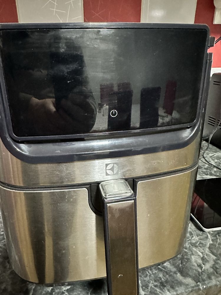 Airfrayer Electrolux, recipient 5,4 l folosita putin