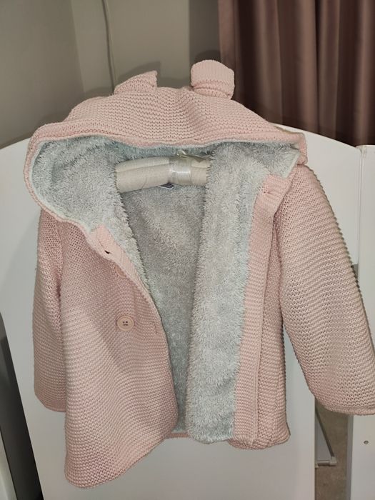 Детски якета,грейки  за момиче размер 86-92 за зима и есен