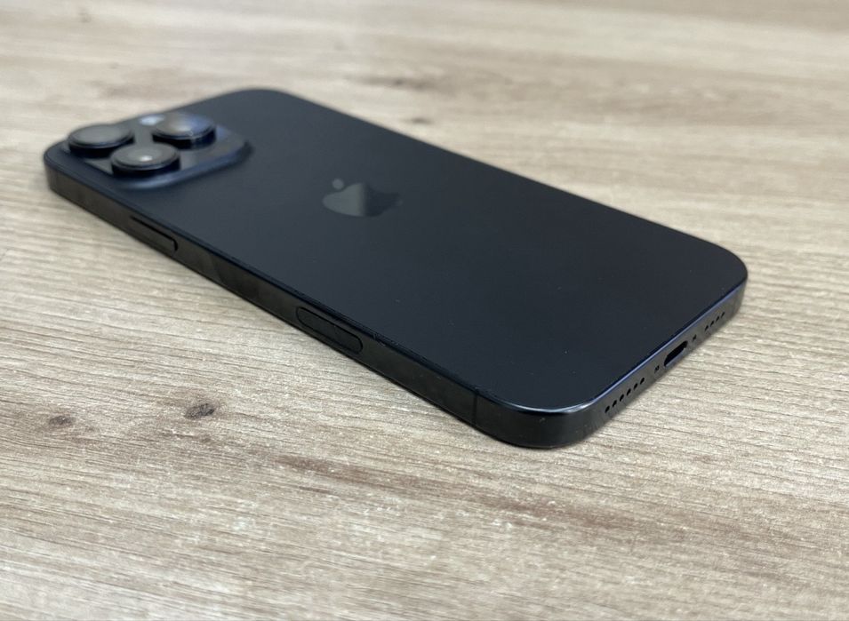 iPhone 16 pro 128gb