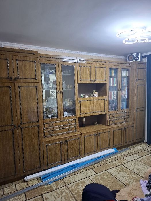Отдам стенку, самовывоз