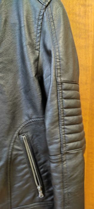 Кожено яке с качулка - детско