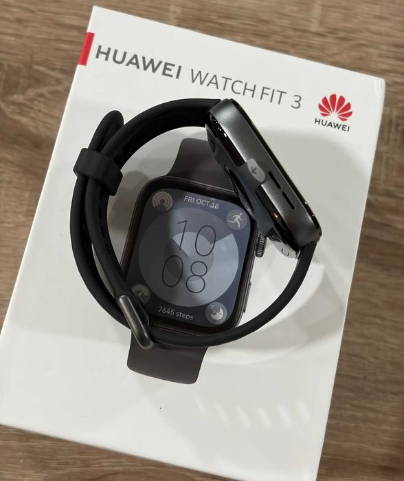 Смарт часовник HUAWEI WATCH FIT 3