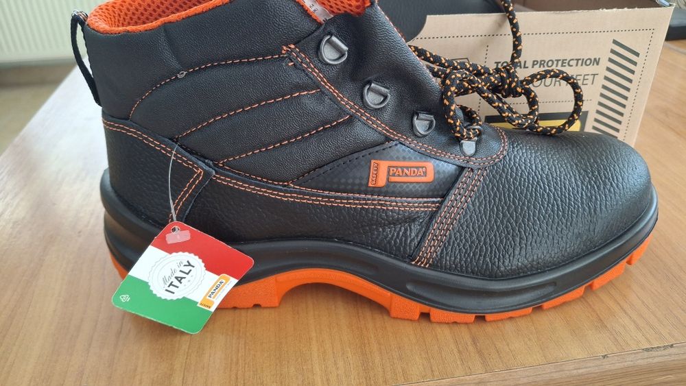 Работни обувки..