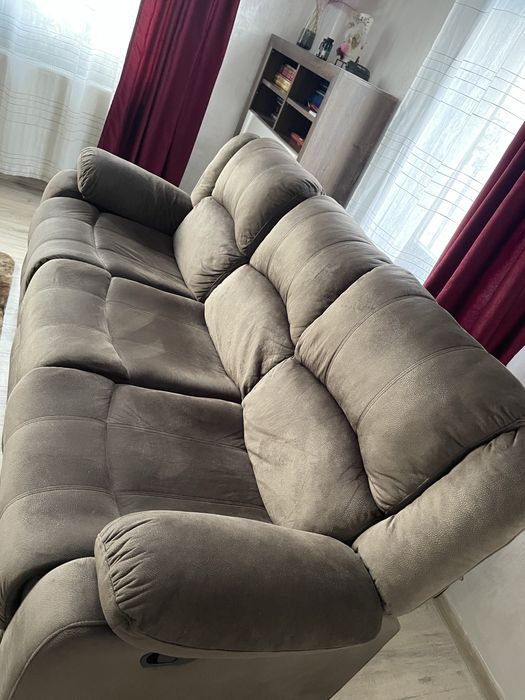 Canapea 3 locuri 2 reclinere Mobexpert