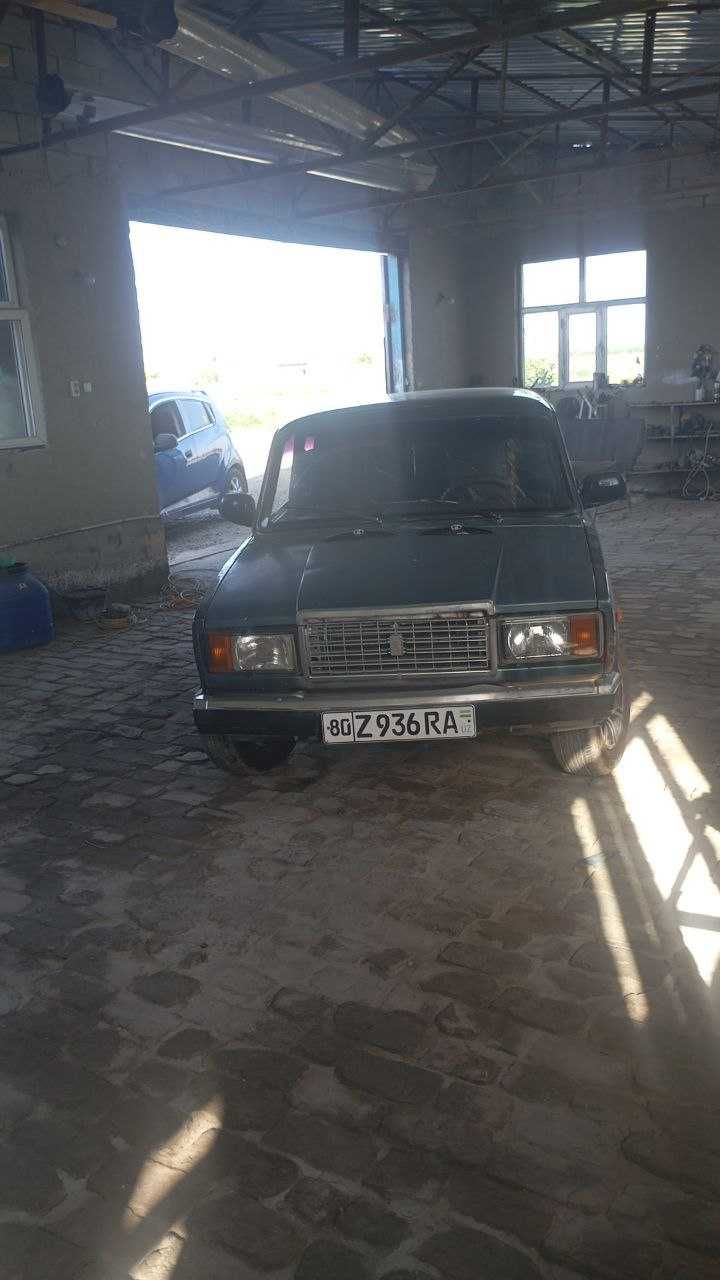 ВАЗ 2107 сотилади