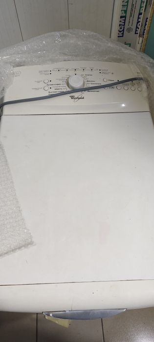 Стиральная машина Whirlpool вертикальная загрузка .