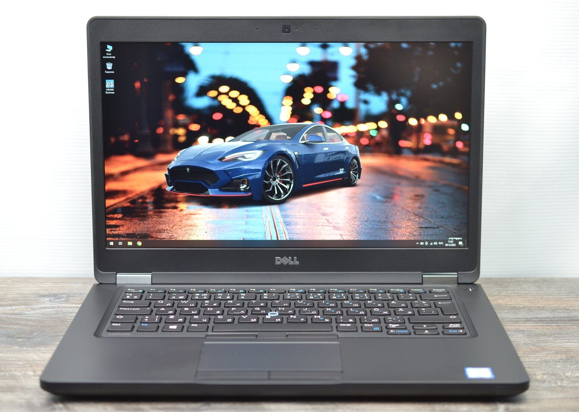 Мошный ноутбук Dell\Intel_Core i5-7300/ssd диск/память ОЗУ 8`гигабайт\