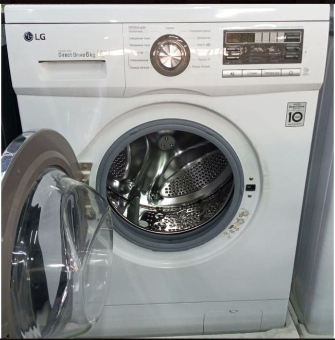 Продам стиральную машинку LG на 6 кг.